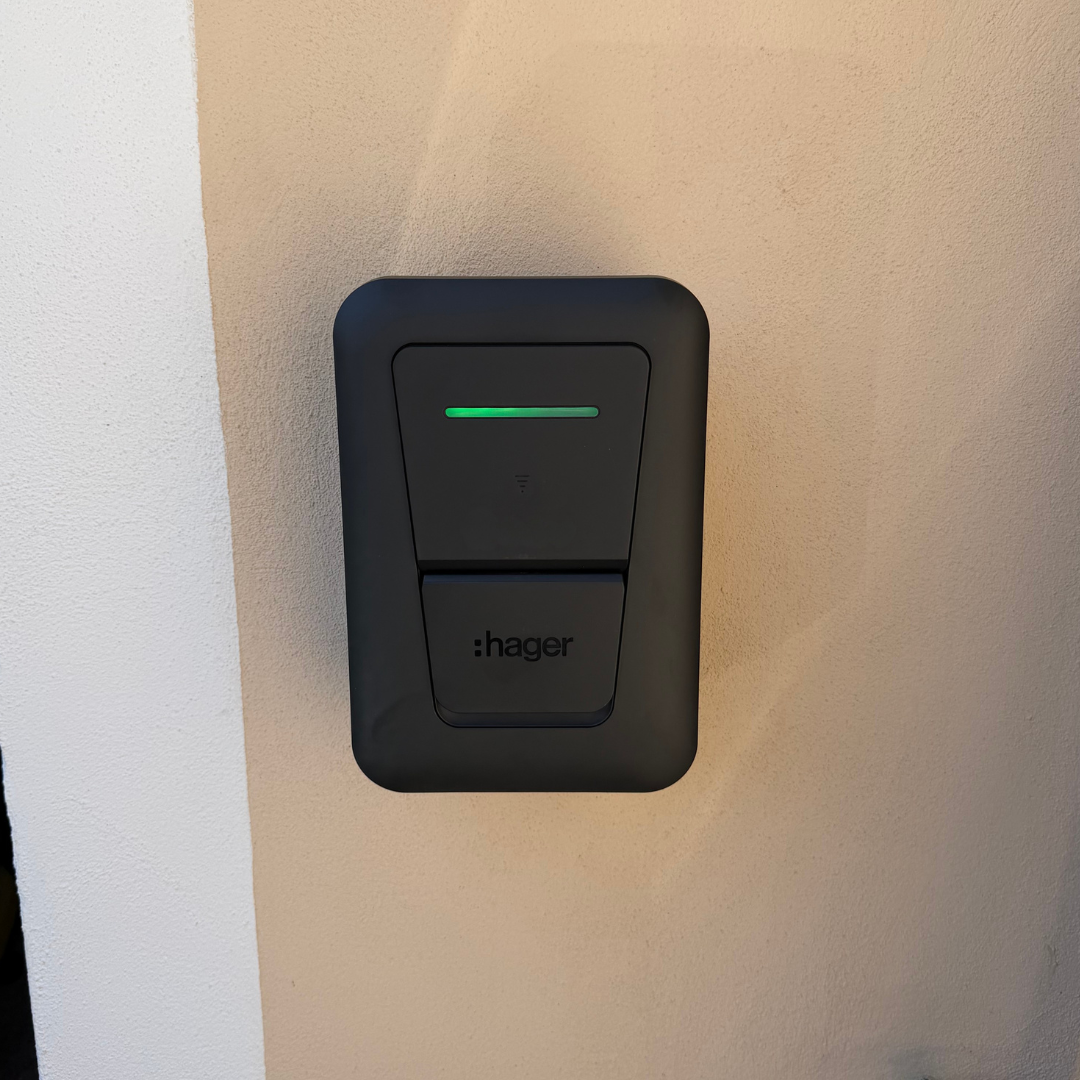 Borne de recharge Hager Witty One — visuel officiel Hager